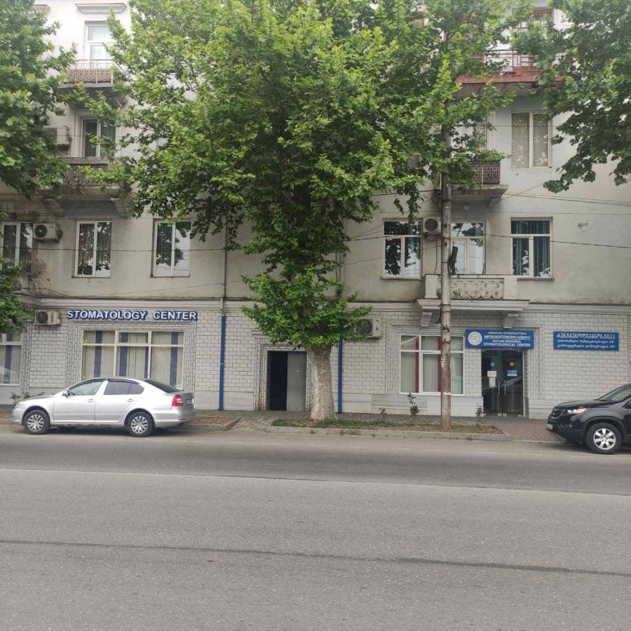 Апартаменты House Nag Кутаиси Экстерьер фото